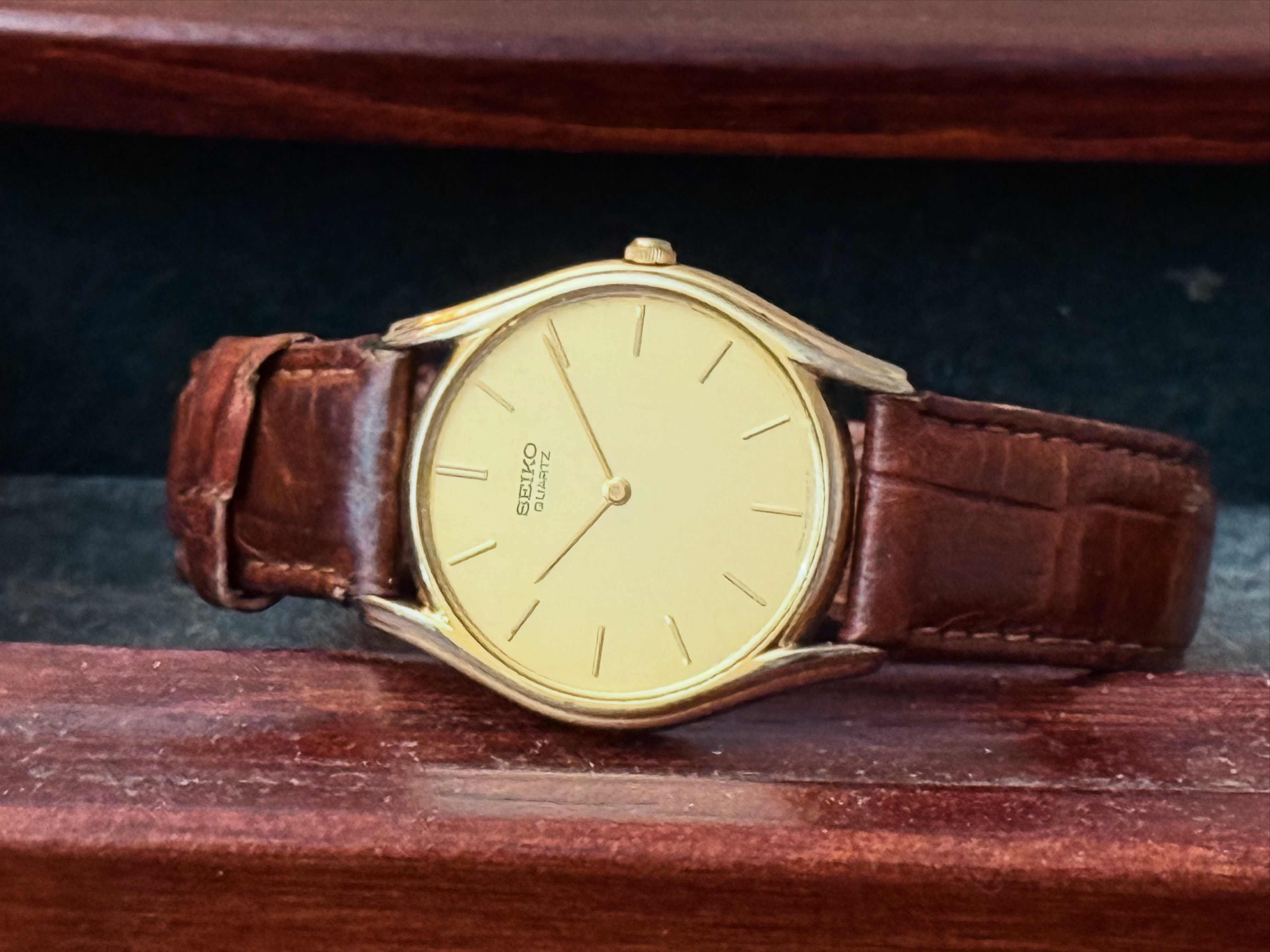 Documentary close-up of the Seiko 2620-0039